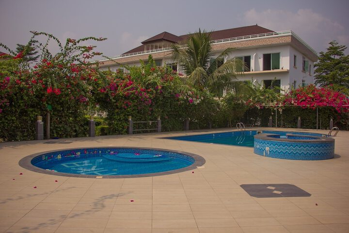 Pool 46 of 69