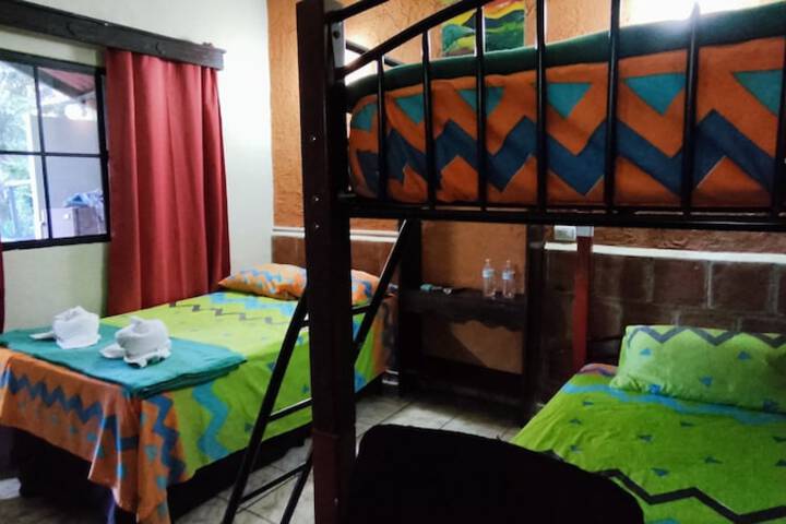 Room 4 of 48
