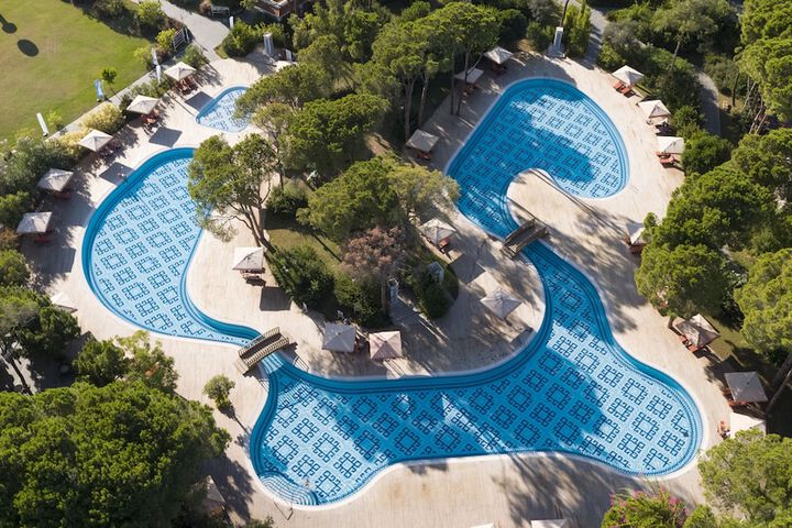 Pool 46 of 186
