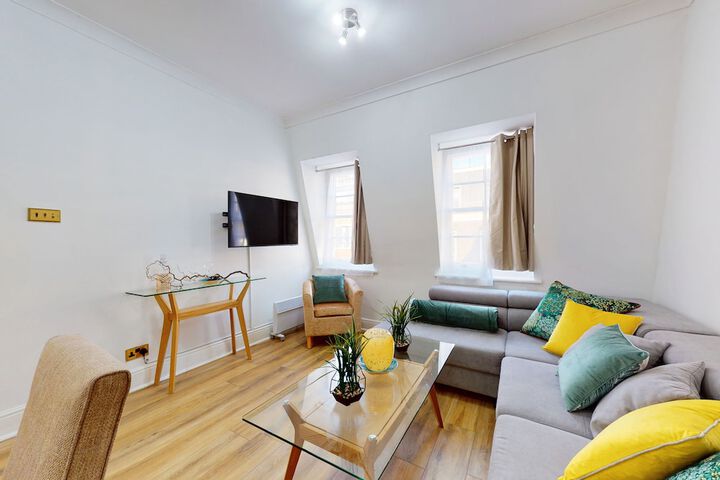 Room 51 of 91