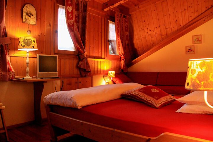 Room 12 of 54