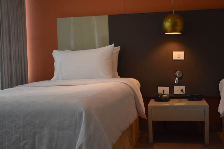 Room 7 of 89