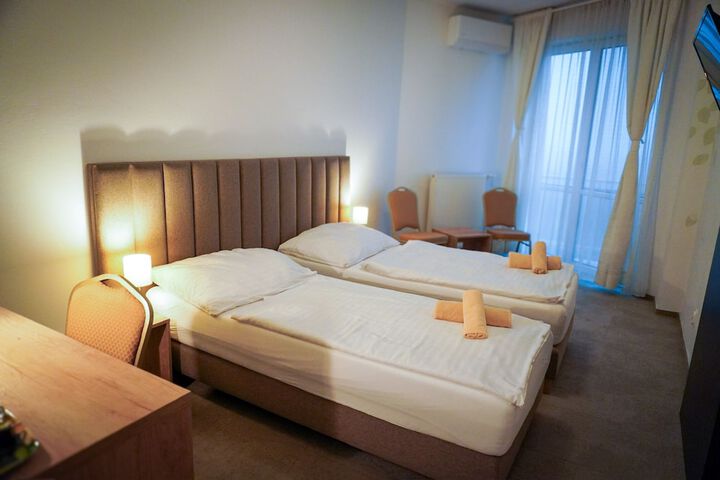 Room 58 of 89