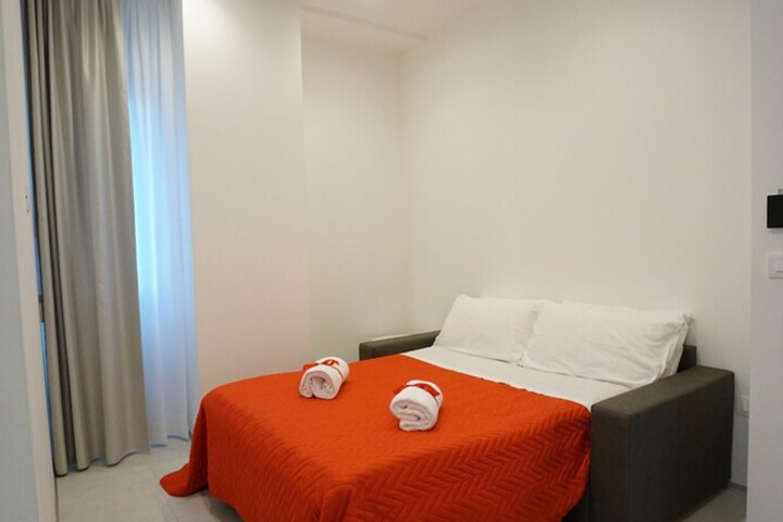 Room 6 of 29