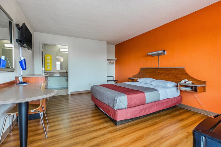 1 Double Bed (5 of 11)
