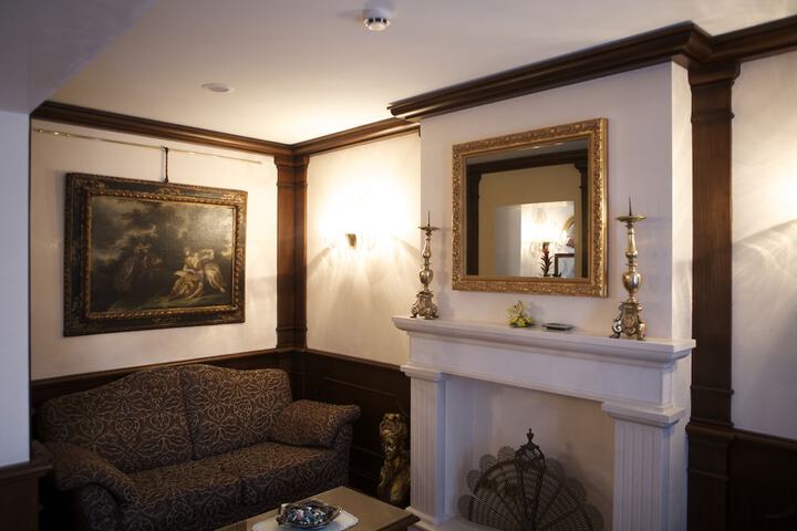 Lobby Photos