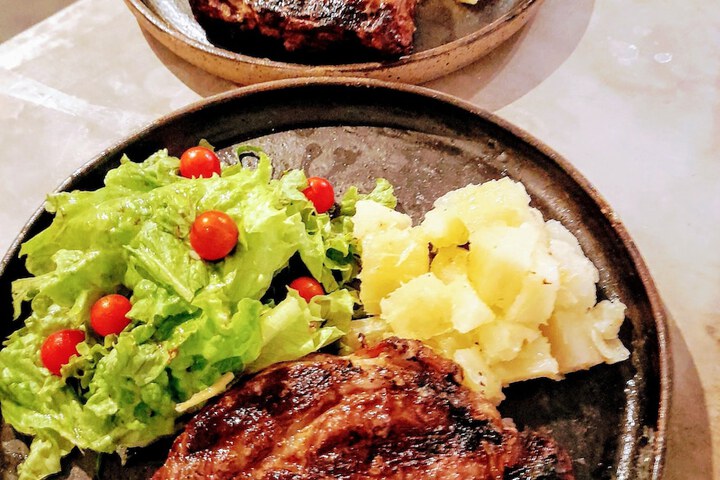 Dining 128 of 158