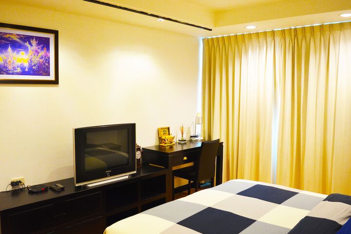 Room 26 of 46