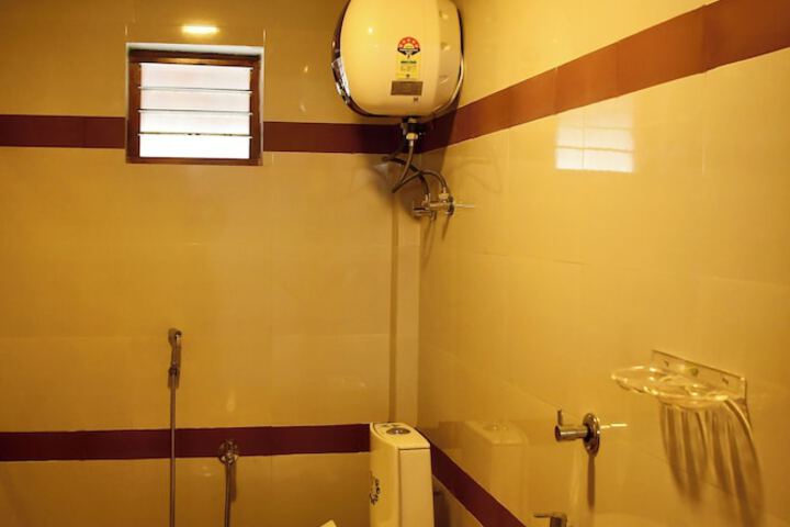 Room 10 of 21