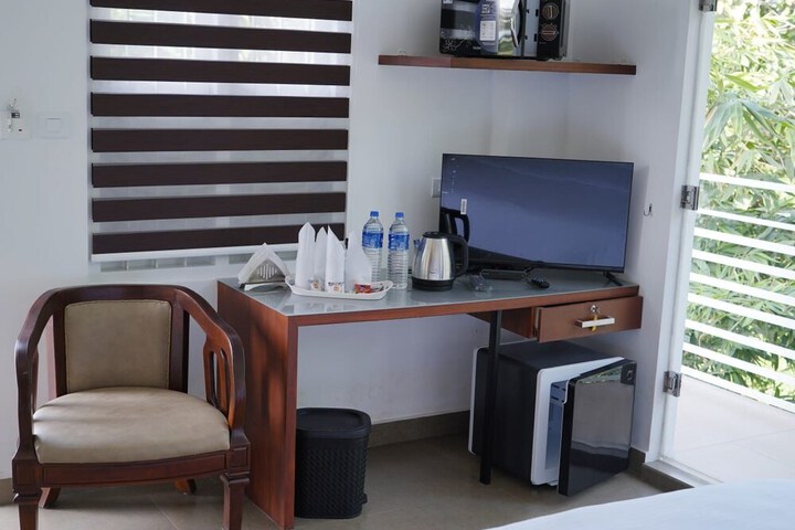 Room 2 of 17