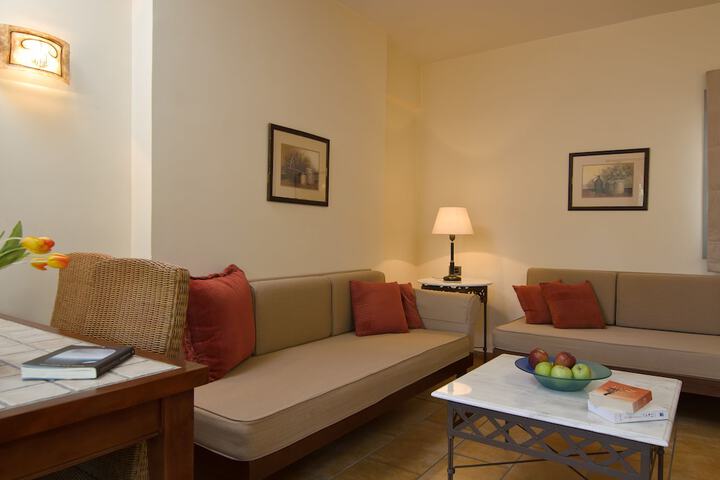 Room 21 of 62