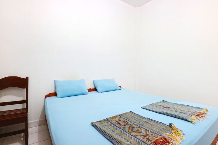 Room 12 of 24