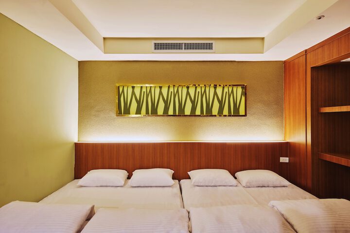 Room 8 of 56