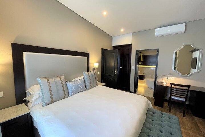 Room 25 of 112