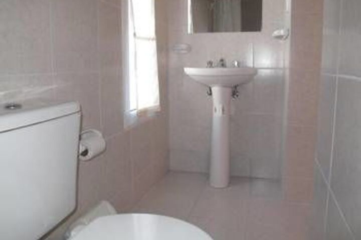 Room 5 of 20