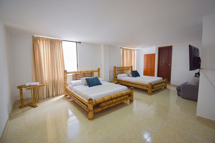 Hotel Toledo Plaza in Armenia
