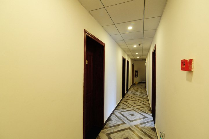 Hotel Interior 6 of 18