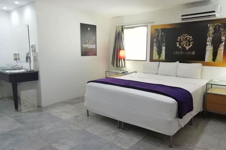 Room 10 of 60