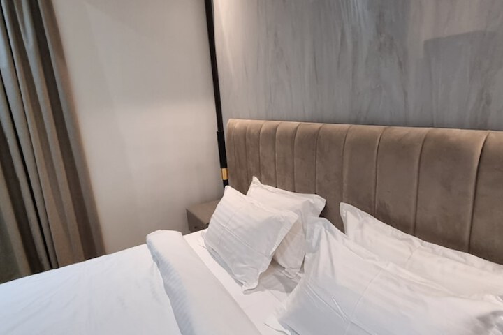Room 9 of 57
