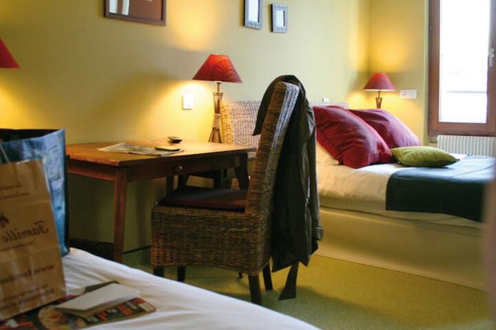 Room 40 of 78
