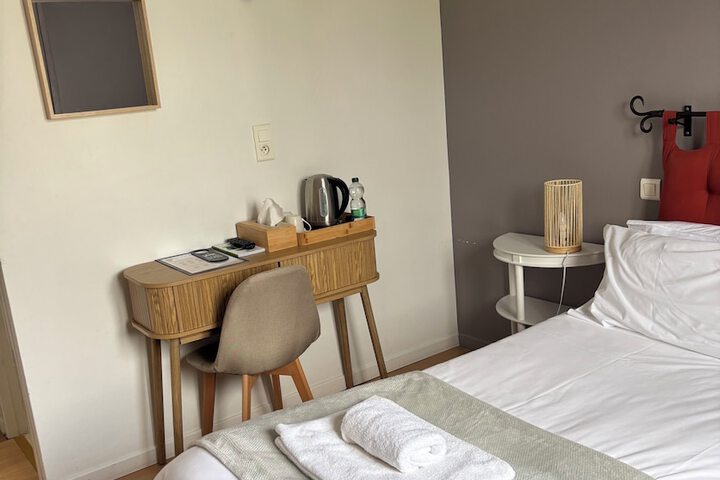 Room 20 of 49