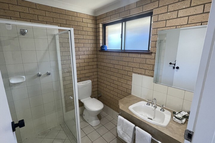 Room 20 of 31
