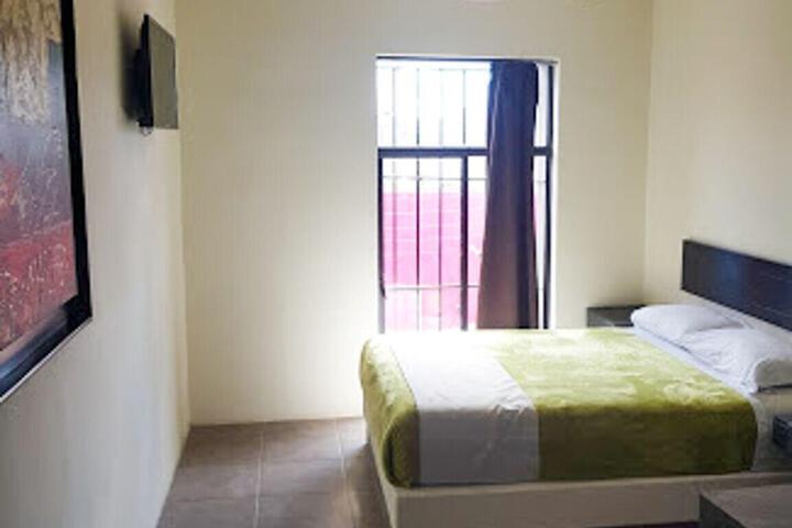 Room 19 of 33
