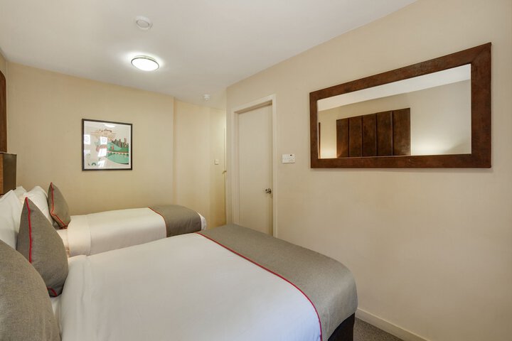 Room 10 of 58