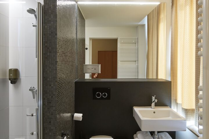 Room 41 of 56
