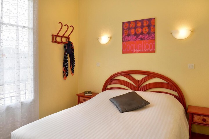 Room 21 of 43