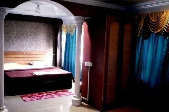 Room 17 of 22