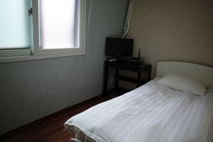 Room 12 of 59