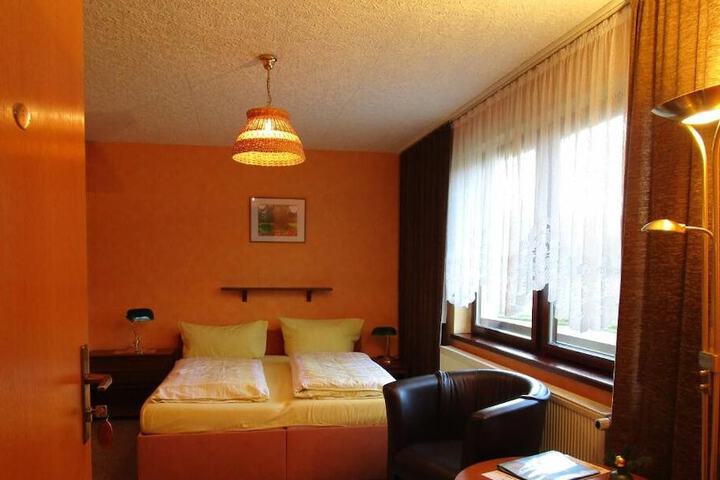 Room 16 of 59