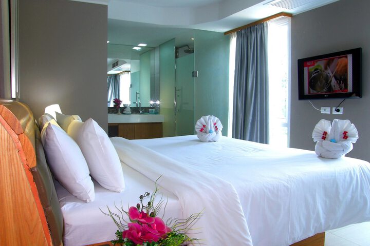 Room 12 of 41
