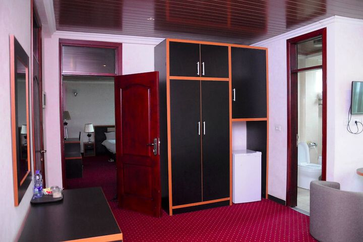 Room 13 of 56