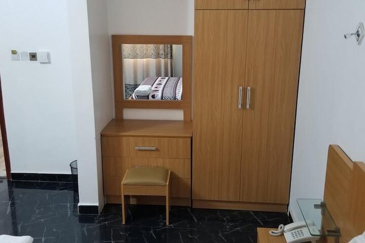 Room 19 of 61