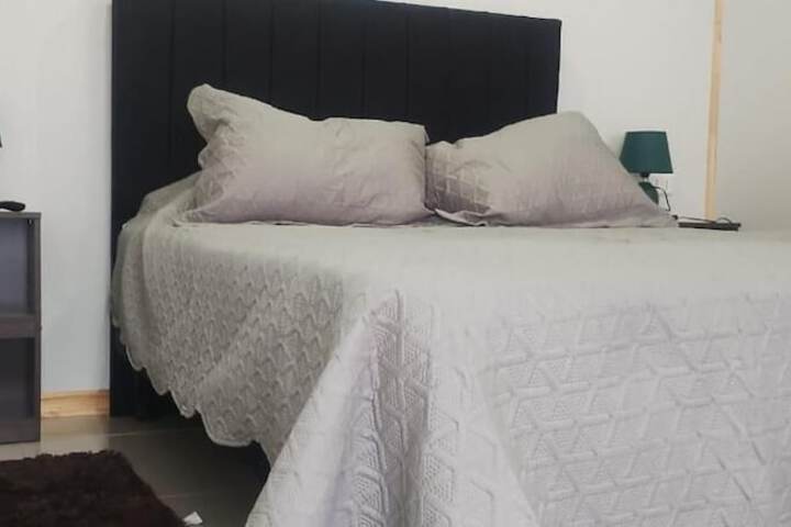 Room 4 of 36