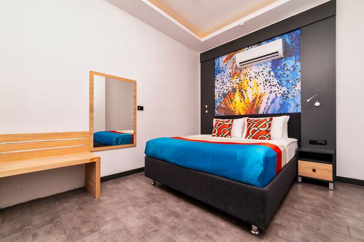 Room 3 of 50
