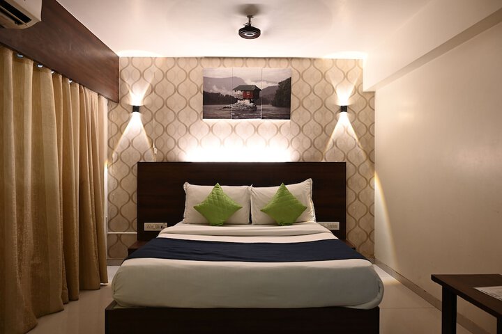 Room 64 of 78