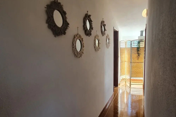 Room 11 of 23