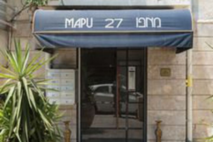 Hotel 16 of 25
