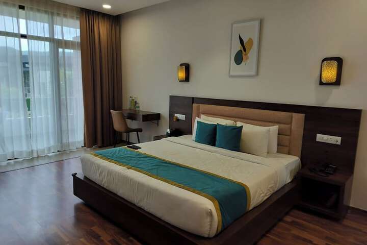 Room 15 of 91