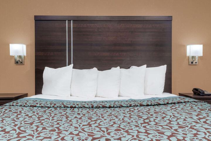 2 Double Beds (5 of 17)