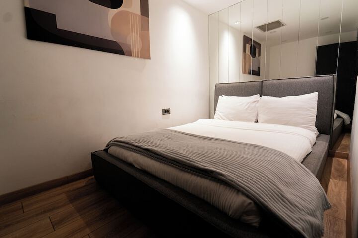 Room 35 of 149