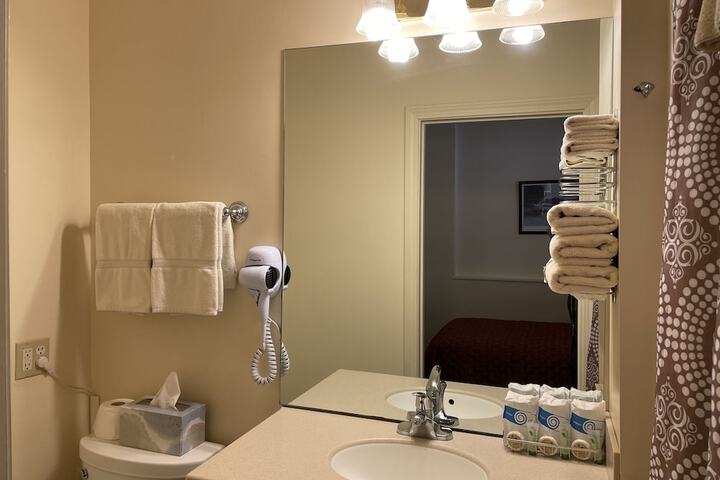 Room 43 of 57