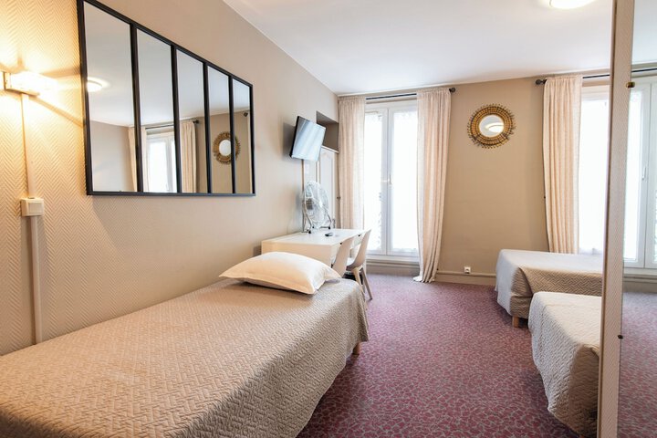 Room 14 of 23