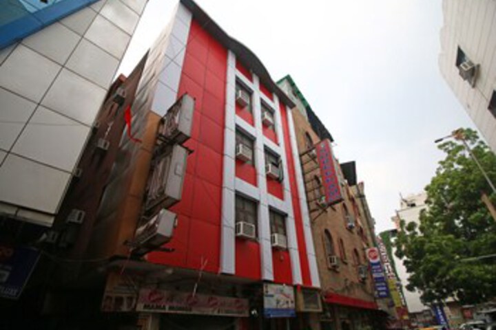 OYO Flagship 573 Paharganj NDLS