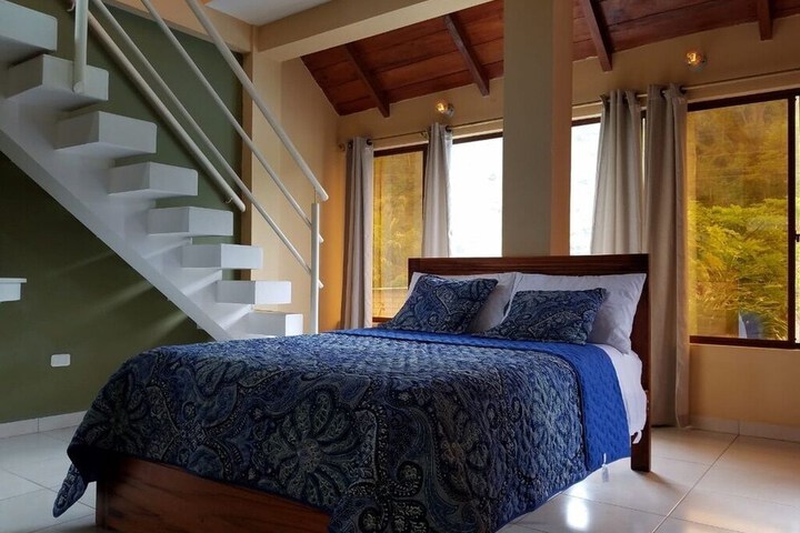 Room 10 of 44