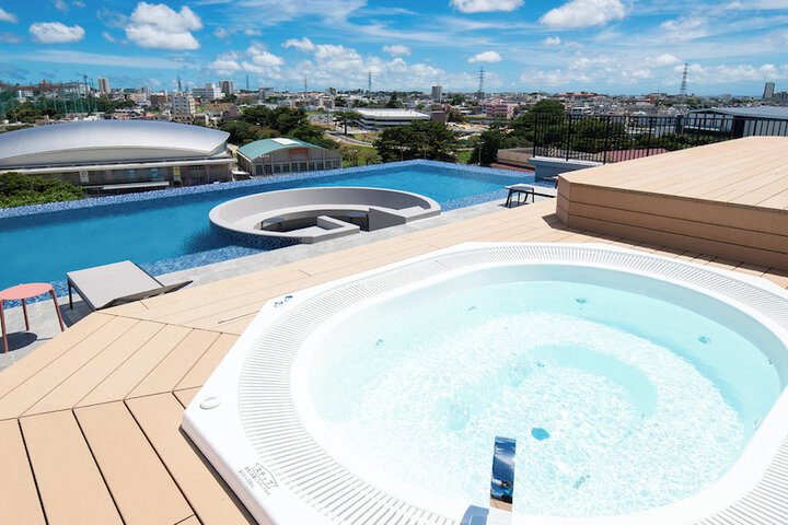 Pool 39 of 74