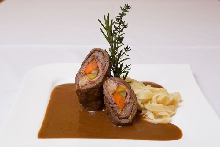 Dining 21 of 39